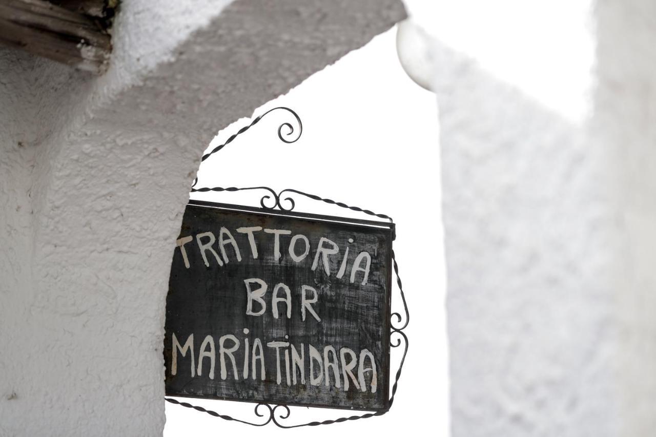 Maria Tindara "La Locanda" Vulcano  Luaran gambar